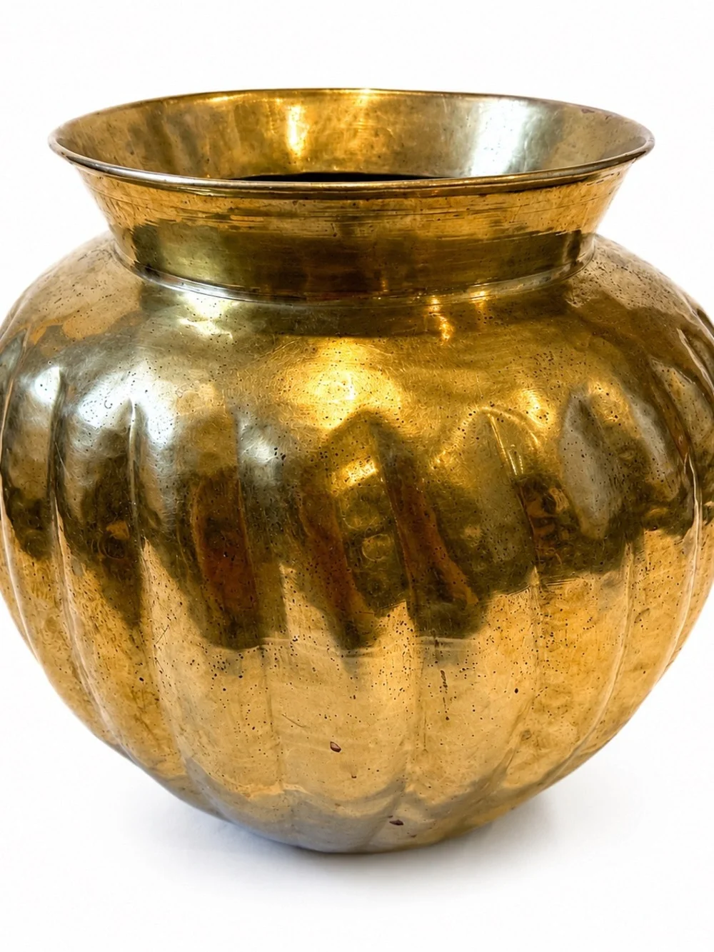 BEAU! Heavy Hammered Brass (2lbs) Solid Brass Decorative Vase Table Decor